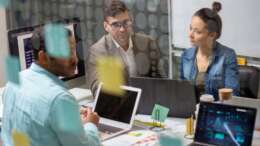 How to Choose the Right Squarespace Plugins and Plan for Your Business?