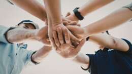 Benefits of Building Distributed Teams